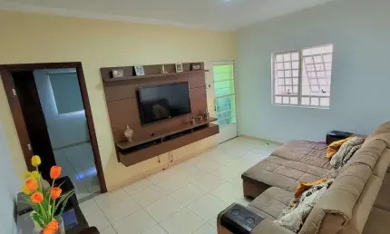 Excelente Oportunidade Casa a Venda na Vila Hortência