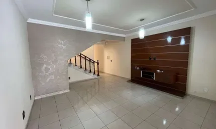 Casa com 3 quartos à venda na Vila Hortência, Sorocaba 