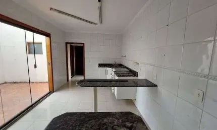 Casa com 3 quartos à venda no Jardim Faculdade, Sorocaba 