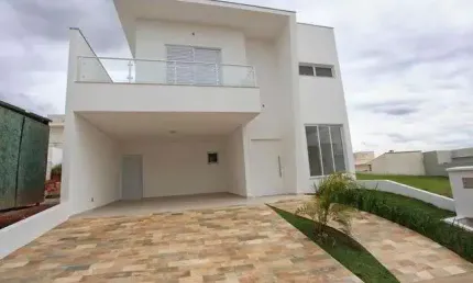 Casa com 3 Suítes no Villaggio Milano – Suíte Master com Hidro e Closet