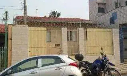 Casa à Venda – Ideal para Moradia ou Uso Comercial | Vila Santana, Sorocaba - SP