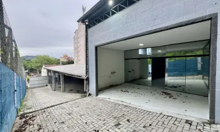 Barracão / Galpão / Depósito com 4 salas para alugar no Velha, Blumenau , 820 m2 por R$ 15.000