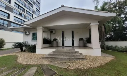 Casa comercial com 6 salas para alugar no Itoupava Seca, Blumenau , 276 m2 por R$ 18.000