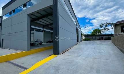 Barracão / Galpão / Depósito com 5 salas para alugar no Valparaíso, Blumenau , 800 m2 por R$ 24.500