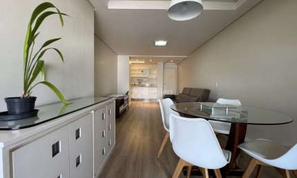 Apartamento com 2 quartos para alugar na Vila Nova, Blumenau , 85 m2 por R$ 3.300