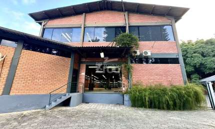 Barracão / Galpão / Depósito com 12 salas para alugar no Velha Central, Blumenau , 1700 m2 por R$ 22.000