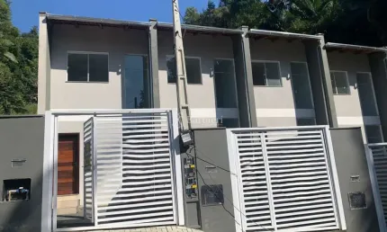 Casa com 2 quartos à venda no Do Salto, Blumenau , 79 m2 por R$ 395.000