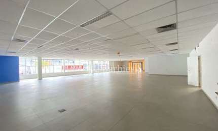 Sala comercial para alugar na Escola Agrícola, Blumenau , 642 m2 por R$ 35.000
