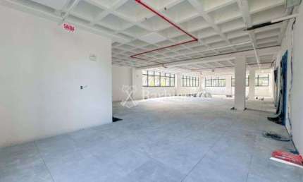 Ponto comercial com 1 sala para alugar na Vila Nova, Blumenau , 374 m2 por R$ 15.708