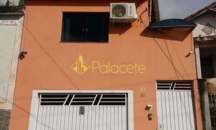 Casa à venda 3 Quartos, 1 Suite, 1 Vaga, 241.8M², Santa Rita, Aparecida - SP