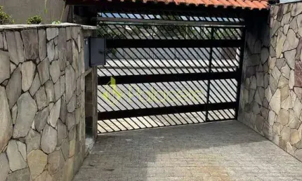 Casa à venda 3 Quartos, 1 Suite, 2 Vagas, 406.4M², Centro, Pindamonhangaba - SP