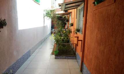 Casa à venda 4 Quartos, 2 Suites, 2 Vagas, 300M², Parque São Domingos, Pindamonhangaba - SP
