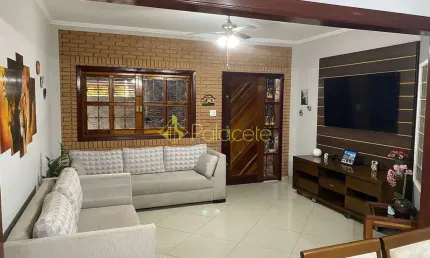 Casa à venda 5 Quartos, 2 Suites, 2 Vagas, 300M², Parque das Nações, Pindamonhangaba - SP