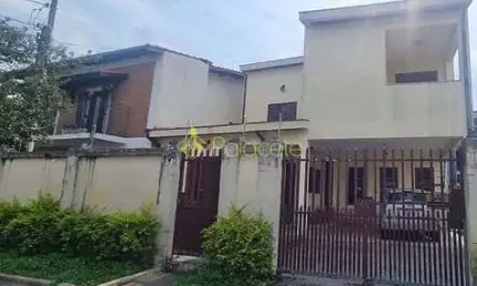 Casa à venda 4 Quartos, 1 Suite, 4 Vagas, São Benedito, Pindamonhangaba - SP