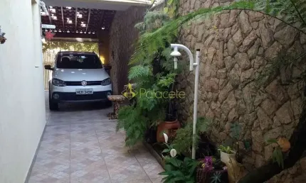 Casa à venda 3 Quartos, 1 Suite, 2 Vagas, 179.2M², São Benedito, Pindamonhangaba - SP