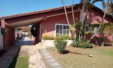 Casa à venda 3 Quartos, 1 Suite, 4 Vagas, 675M², Jardim Residencial Doutor Lessa, Pindamonhangaba -