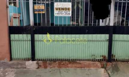 Casa à venda 2 Quartos, 1 Vaga, 180M², Centro, Taubaté - SP