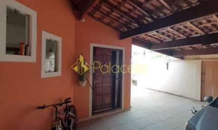 Casa à venda 3 Quartos, 1 Suite, 3 Vagas, 300M², Portal das Colinas, Guaratinguetá - SP