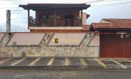 Casa à venda 3 Quartos, 1 Suite, 2 Vagas, 324M², Parque São Domingos, Pindamonhangaba - SP