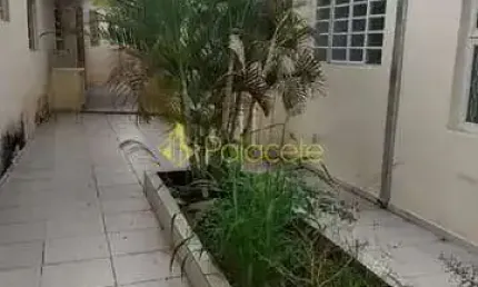 Casa à venda 5 Quartos, 1 Vaga, 418M², Vila São José, Taubaté - SP