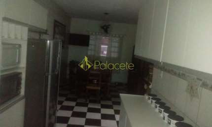 Casa à venda 3 Quartos, 1 Suite, 8 Vagas, 600M², Bom Sucesso, Pindamonhangaba - SP