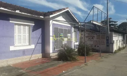 Casa à venda 3 Quartos, 2 Vagas, 347M², Centro, Pindamonhangaba - SP