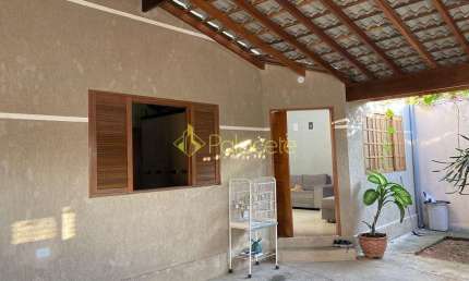 Casa à venda 2 Quartos, 1 Suite, 3 Vagas, 250M², Jardim do Lago I, Taubaté - SP