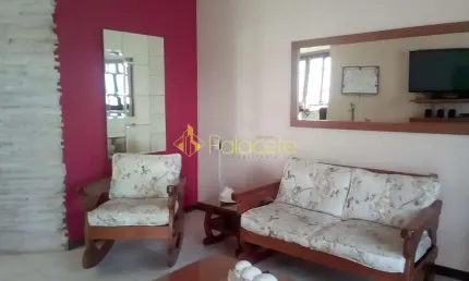 Casa à venda 3 Quartos, 1 Suite, 2 Vagas, 250M², Village Tremembé, Tremembé - SP