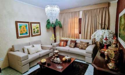 Casa à venda 3 Quartos, 1 Suite, 2 Vagas, 165M², Parque das Rosas, Roseira - SP