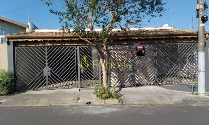 Casa à venda 3 Quartos, 1 Suite, 2 Vagas, 300M², Jardim Rosely, Pindamonhangaba - SP