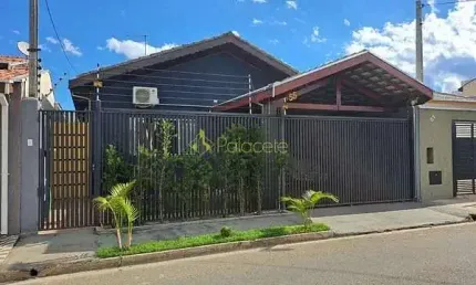 Casa à venda 3 Quartos, 1 Suite, 4 Vagas, 300M², Jardim Oásis, Taubaté - SP
