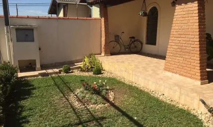 Casa à venda 5 Quartos, 1 Suite, 3 Vagas, 300M², Residencial Ouro Verde, Pindamonhangaba - SP