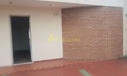 Casa à venda 2 Quartos, 1 Vaga, 240M², Vila Santos, Caçapava - SP