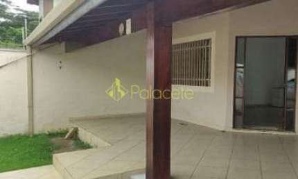 Casa à venda 2 Quartos, 2 Vagas, 250M², Vila Suiça, Pindamonhangaba - SP