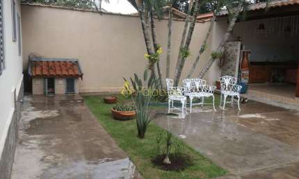 Casa à venda 2 Quartos, 2 Vagas, 300M², Jardim Santa Cecília, Pindamonhangaba - SP