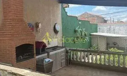 Casa à venda 2 Quartos, 1 Suite, 5 Vagas, 250M², Residencial Estoril, Taubaté - SP