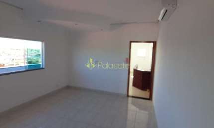 Casa à venda 3 Quartos, 2 Suites, 2 Vagas, 210M², Jardim Hípica Pinheiro, Taubaté - SP
