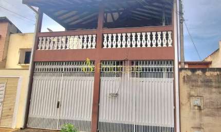 Casa à venda 3 Quartos, 1 Suite, 2 Vagas, 175M², Santa Terezinha, Aparecida - SP