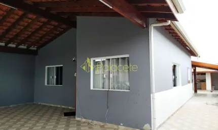 Casa à venda 2 Quartos, 1 Suite, 3 Vagas, 250M², Vila Suiça, Pindamonhangaba - SP