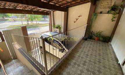 Casa à venda 4 Quartos, 1 Vaga, 250M², Jardim Baronesa, Taubaté - SP