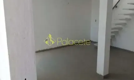 Casa à venda 3 Quartos, 1 Suite, 2 Vagas, 250M², Vila Suiça, Pindamonhangaba - SP