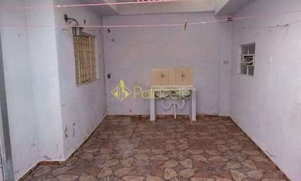 Casa à venda 3 Quartos, Parque São Cristóvão, Taubaté - SP