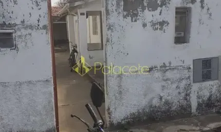 Casa à venda 3 Quartos, 1 Vaga, 300M², Centro, Pindamonhangaba - SP