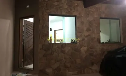 Casa à venda 3 Quartos, 1 Suite, 2 Vagas, 150M², Residencial Comercial Vila Verde, Pindamonhangaba