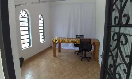 Casa à venda 3 Quartos, 256.9M², Santana, Pindamonhangaba - SP