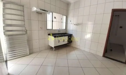 Casa à venda 2 Quartos, 2 Vagas, 128M², Parque São Cristóvão, Taubaté - SP