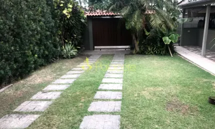 Casa à venda 2 Quartos, 5 Vagas, 250M², Conjunto Residencial Araretama, Pindamonhangaba - SP