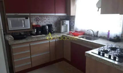Casa à venda 2 quartos, 1 suite, 3 vagas, 250m², residencial e comercial cidade morumbi, pindamonha
