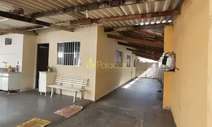 Casa à venda 3 Quartos, 1 Suite, 275M², Santana, Pindamonhangaba - SP