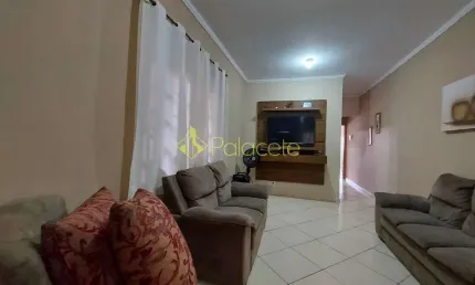 Casa à venda 3 Quartos, 2 Suites, 2 Vagas, 125M², Residencial Mombaça, Pindamonhangaba - SP